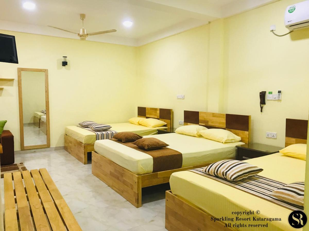 Sparkling Resort Катарагама Экстерьер фото