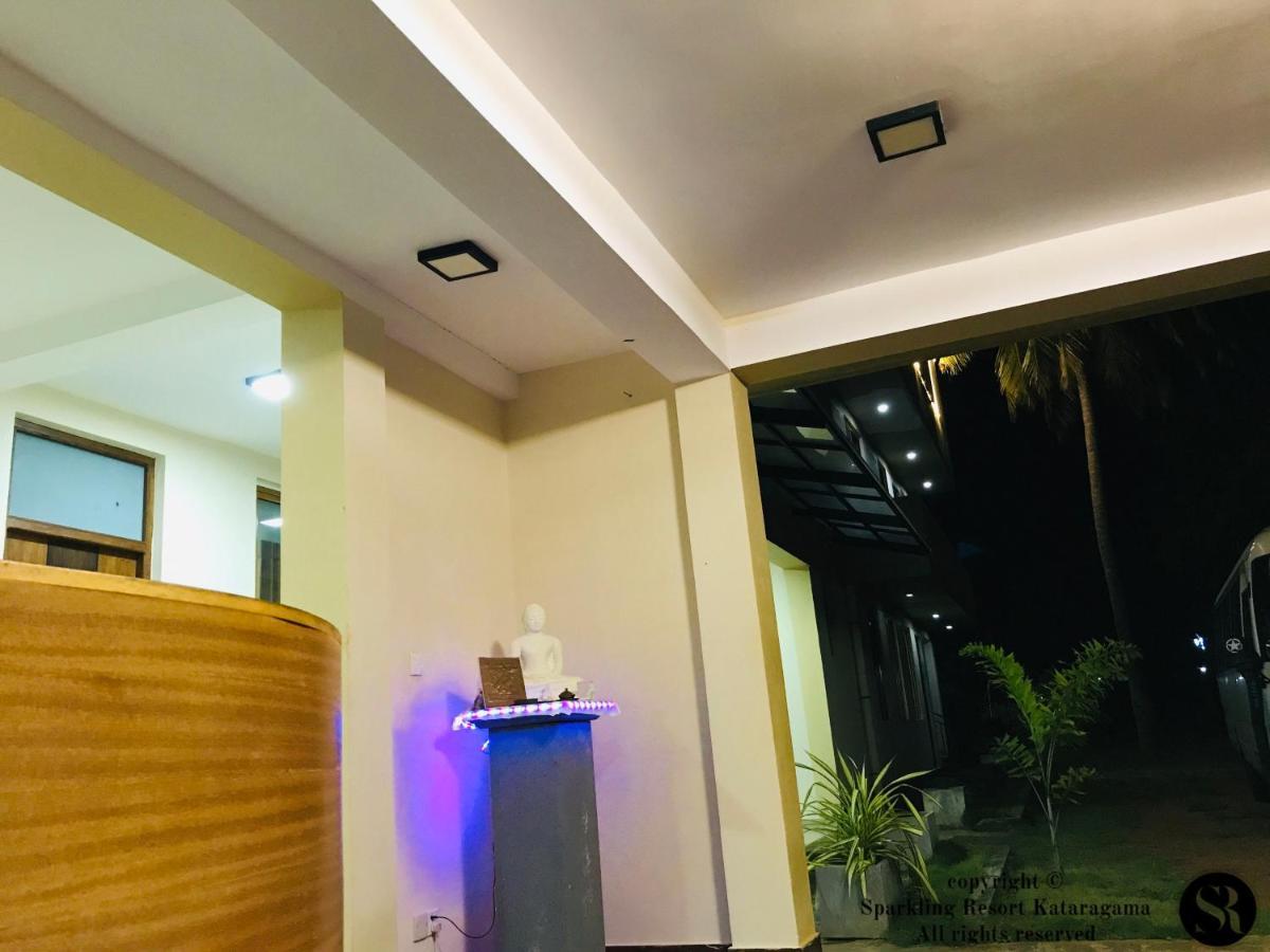 Sparkling Resort Катарагама Экстерьер фото
